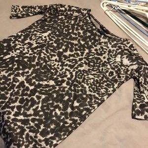 Black and grey cheetah print top